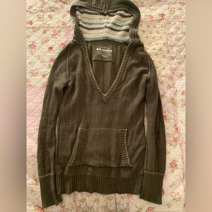 🖤SOLD🖤 Green Arizona V-neck hoodie sweater